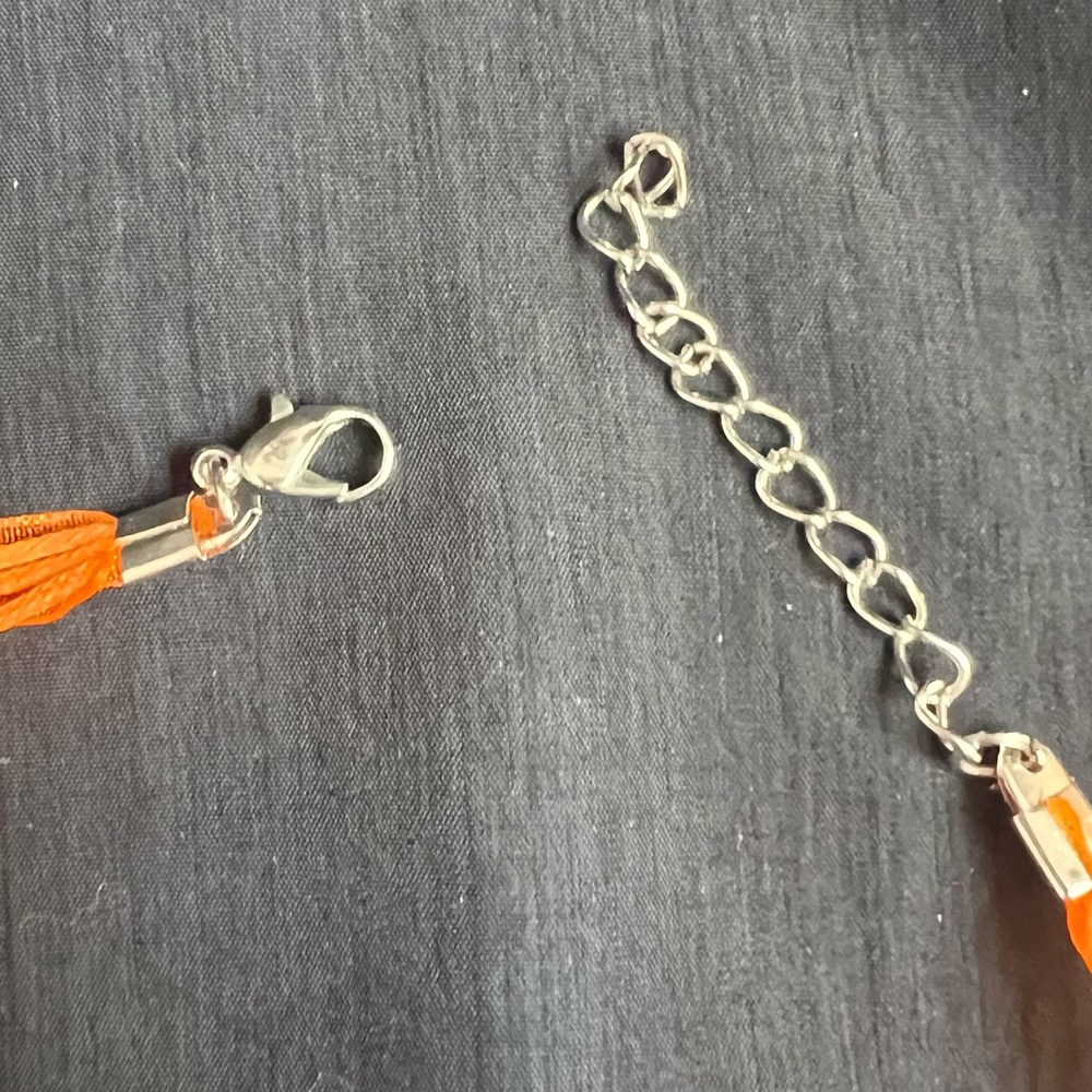 Blown glass necklace - Picture 7 of 8